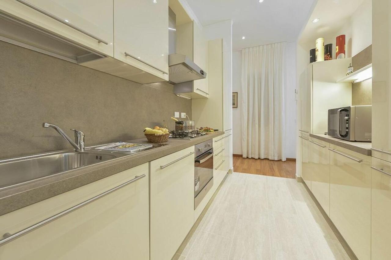 Apartamento Palazzo Anselmi By Halldis Florença